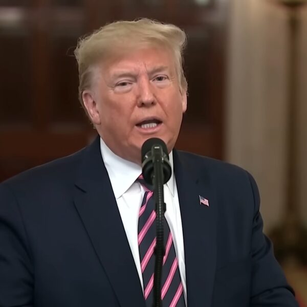 Трамп: до виборів у Конгрес не сприймайте його слова серйозно, радять експерти