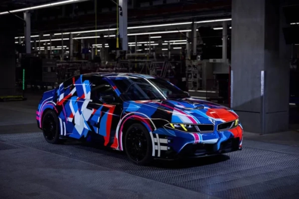 BMW M відсвяткувала мільйонний автомобіль та презентувала концепт M3 EV