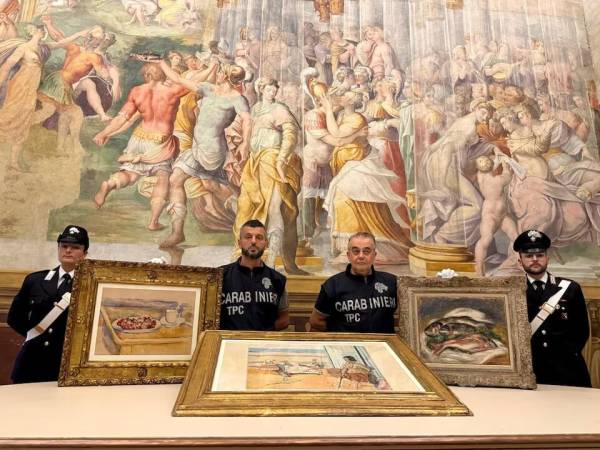 Пограбування музею в Італії – знайдено три картини відомих художників Італійська поліція знайшла три картини Поля Сезанна, П’єра-Огюста Ренуара та Анрі Матісса, які у березні викрали з музею поблизу Парми. Загальну вартість робіт оцінюють у понад €9 млн.